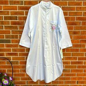 🆕 Vintage Miss Elaine Blue Satin Long Sleeve Embroidered Pocket Long Nightgown L
